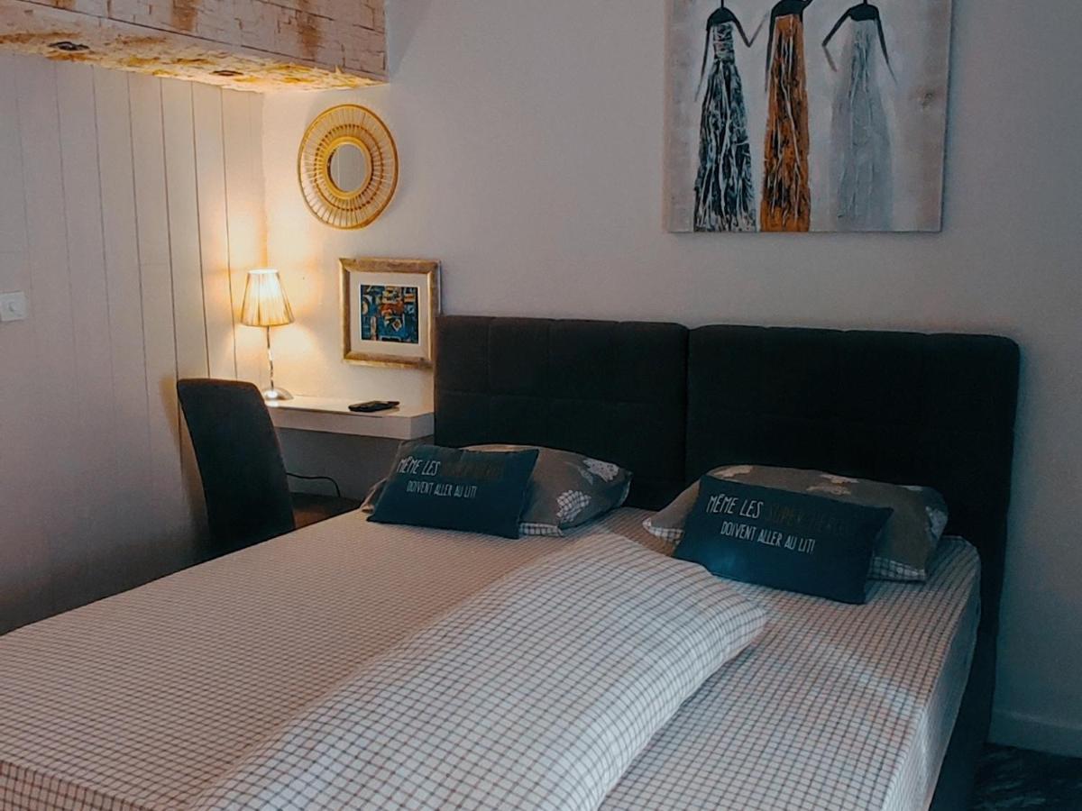 Apartmani Sollei 돈제페트레케인 외부 사진