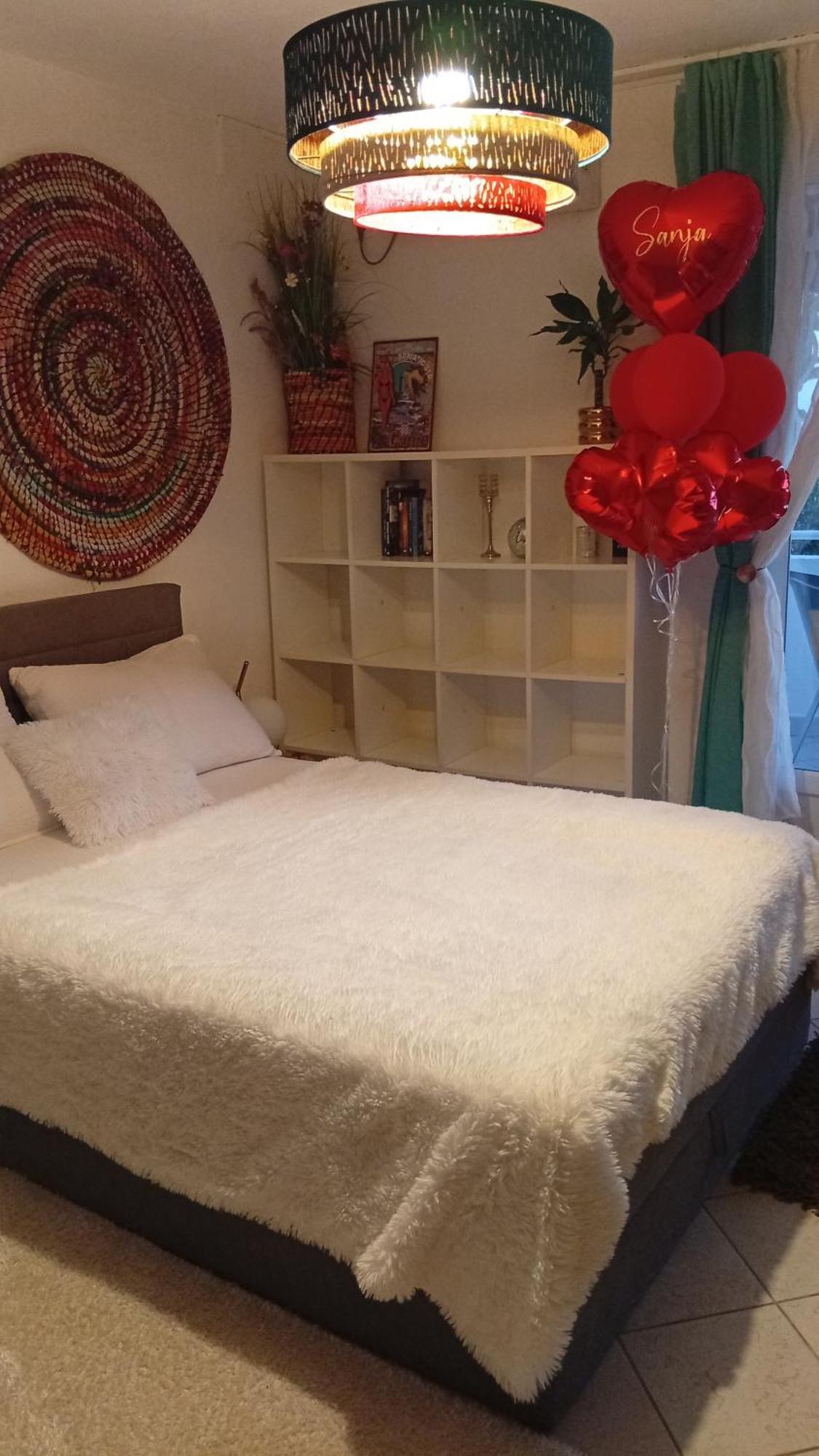 Apartmani Sollei 돈제페트레케인 외부 사진
